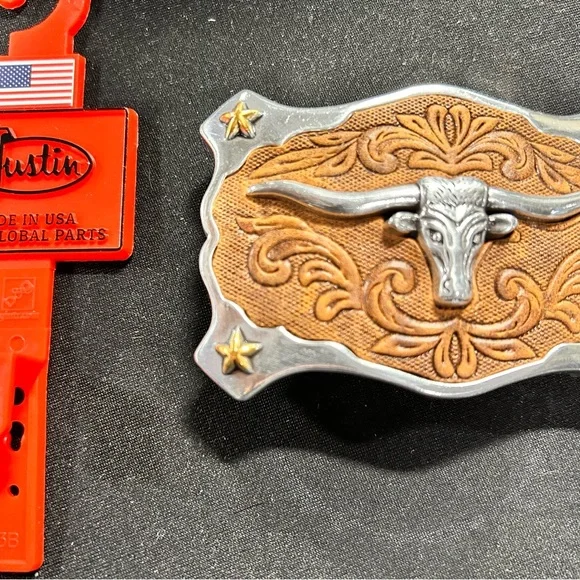 Western Bull Head Belt Buckle - Picture 2 of 3